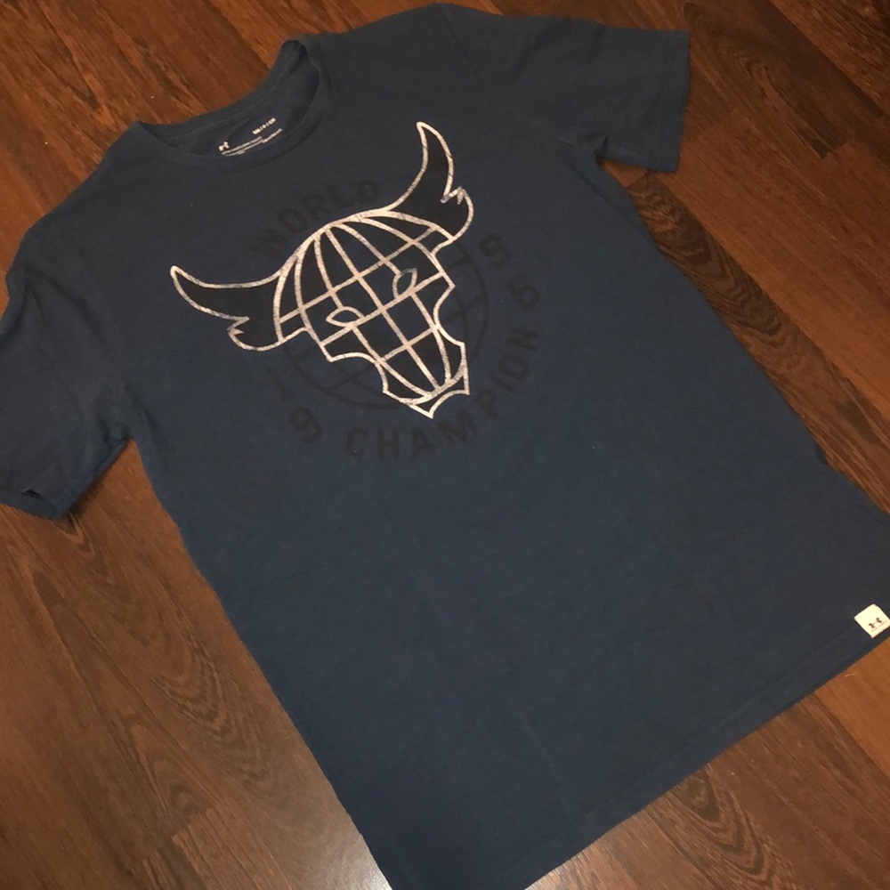 Men’s (S) UA tee Heat-gear